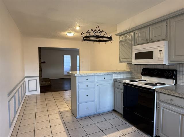 Building Photo - 3416 Lillie St