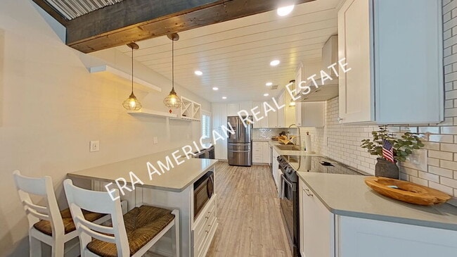 Building Photo - 228 Amberjack Dr