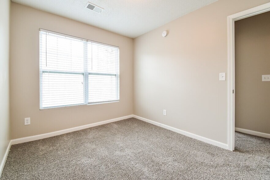 Building Photo - 2285 Bigwood Trl
