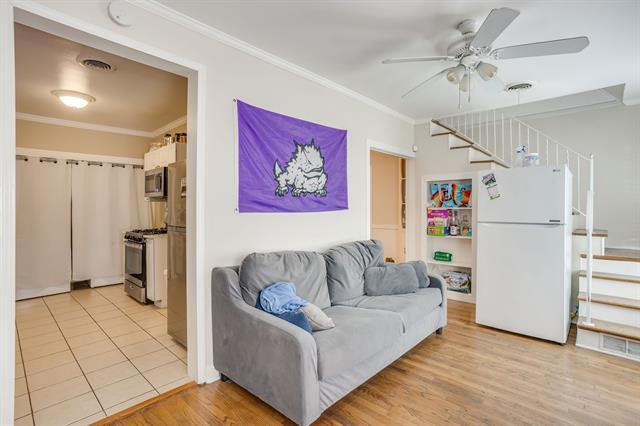 Building Photo - 2809 Benbrook Blvd