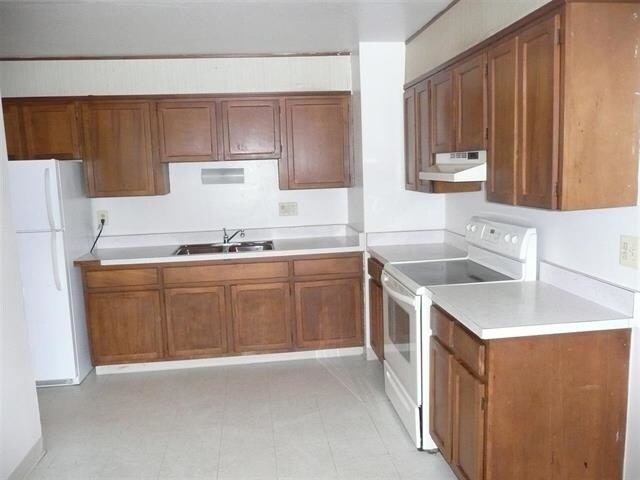 Building Photo - 3304 Sun Valley
