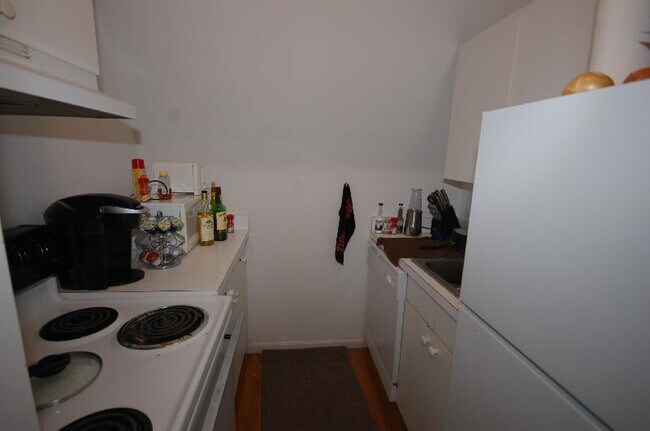 Building Photo - 168 Northampton St