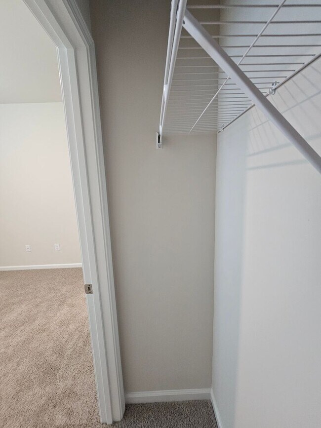 Building Photo - 3015 Long Spur Dr