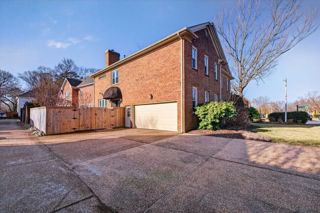 Building Photo - Elegant & Spacious Home Available in Church Point