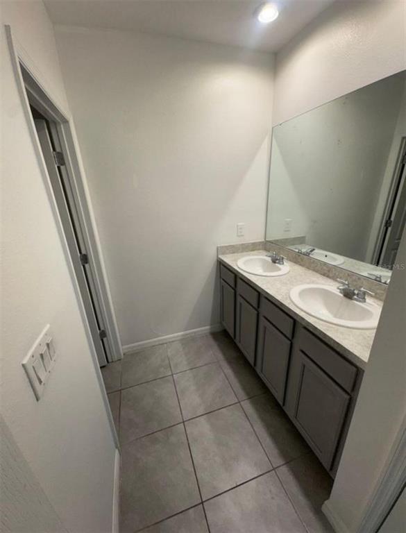 Building Photo - 626 Squires Grove Dr
