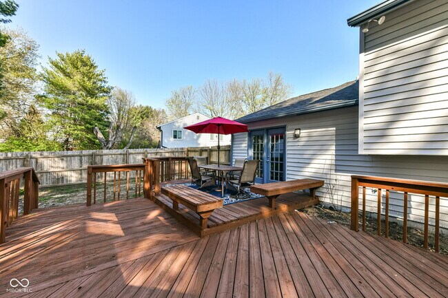 Building Photo - 8506 Friendship Ln