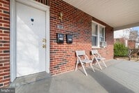 Building Photo - 6116 Moyer Ave