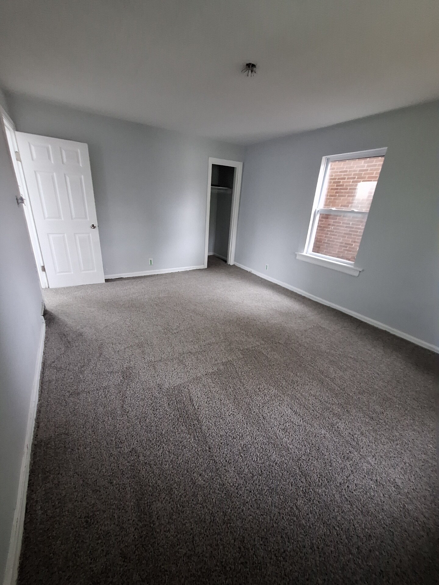 Building Photo - 1613 Jackson Ave