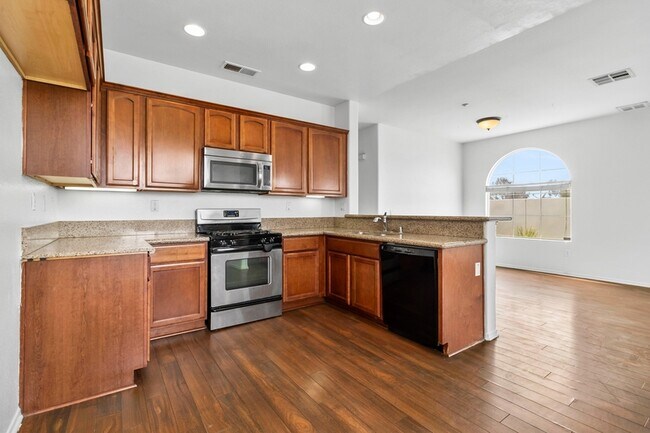 Building Photo - 308 Island Way