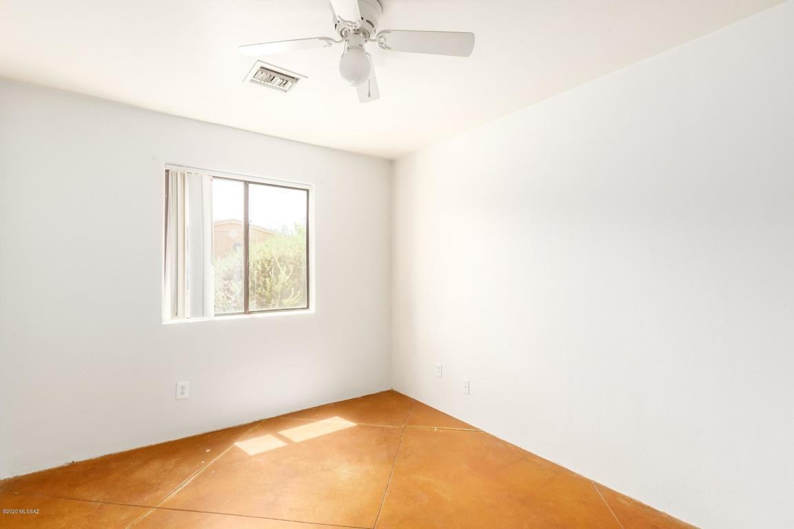 Building Photo - 405 E Geronimo Bluff Loop