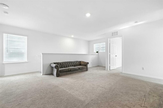 Building Photo - 420 Black Alder St