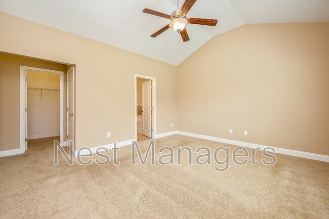 Building Photo - 620 Stonebriar Ave