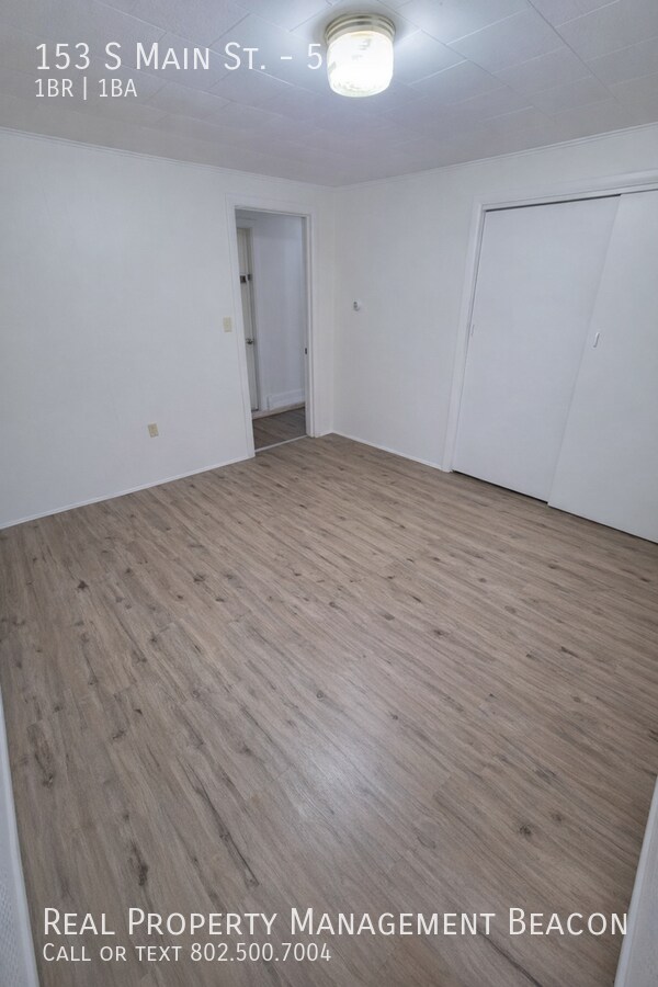 Building Photo - 153 S Main St