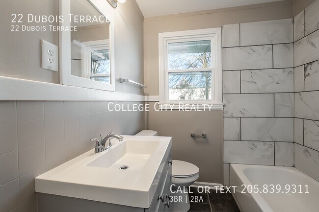 Building Photo - 22 Dubois Terrace