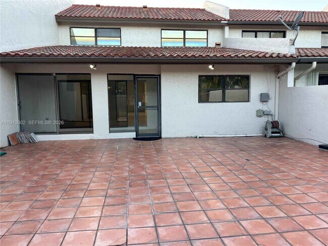 Building Photo - Southwest 115th Place, Miami, FL 33173 - 3 BR 2 BA single-family home