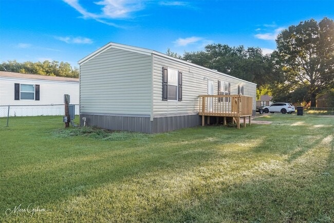 Building Photo - 1956 Rossie Lee Dr