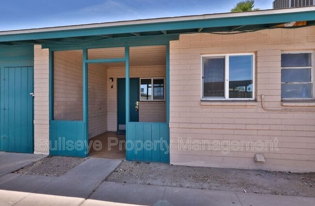 Building Photo - 3415 N 11th Ave