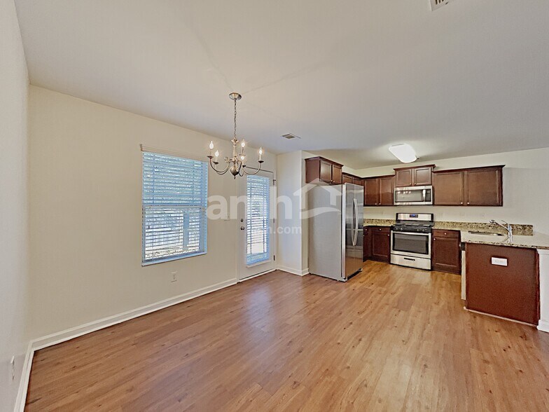 Building Photo - 4863 Clarkstone Dr