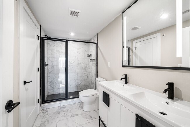 Building Photo - 1725 N 25th St