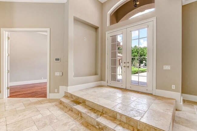 Building Photo - Stunning 5-Bedroom Pool Home on Nearly 2 Acres!