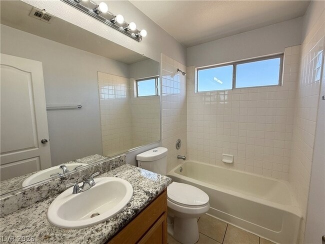 Building Photo - 2185 Polynesia Cir