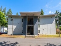 Building Photo - Beautiful Ground-Floor Condo Near Microsoft