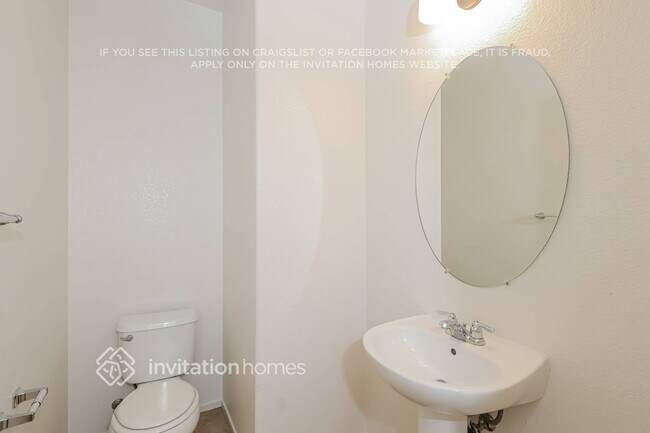 Building Photo - 8925 Robbins Rd