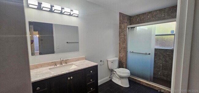 Building Photo - 10780 Cypress Lake Terrace