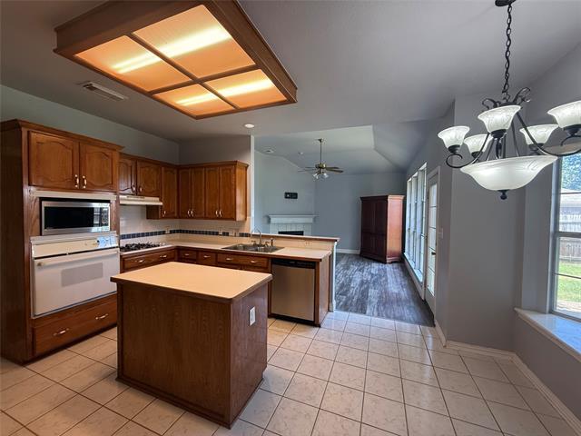 Building Photo - 1506 Waterford Dr
