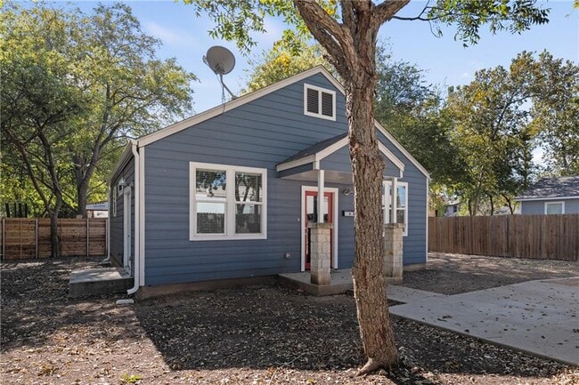 Building Photo - 4415 Clawson Rd