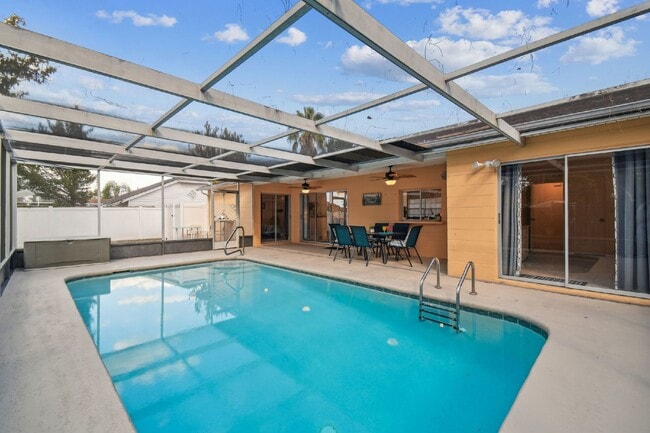 Building Photo - ***PRIVATE HEATED POOL*** Beautiful, Fully-Furnished 3-Bedroom Home Available April 1, 2026!   **...