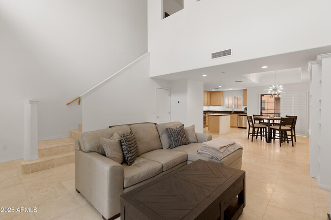 Building Photo - 6940 E Cochise Rd