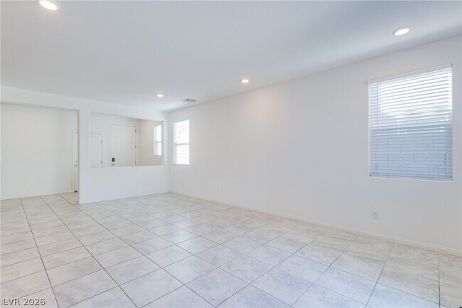 Building Photo - 9858 W Meranto Ave