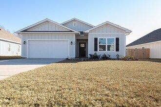 Building Photo - 1938 Westhill Dr