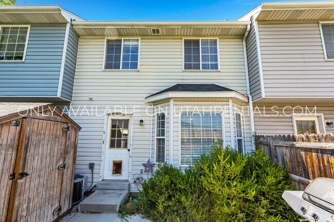 Building Photo - 144 N 1120 E
