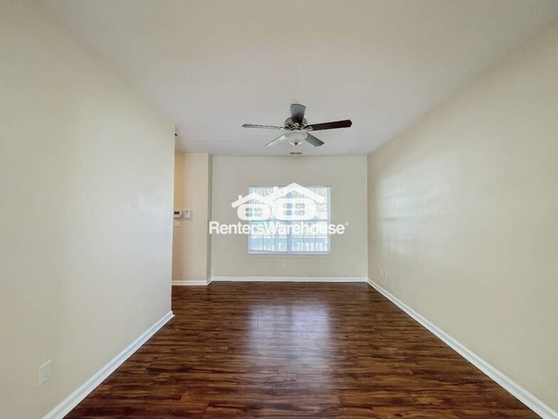 Building Photo - 2536 Golden Maple Dr