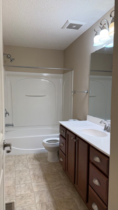 Building Photo - 15726 60th Ave N