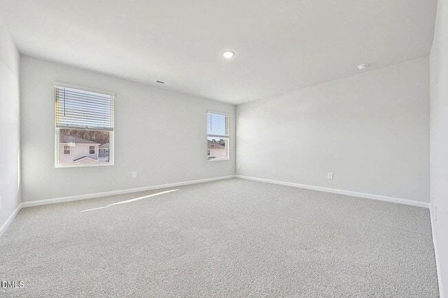 Building Photo - 528 Bridger Dr