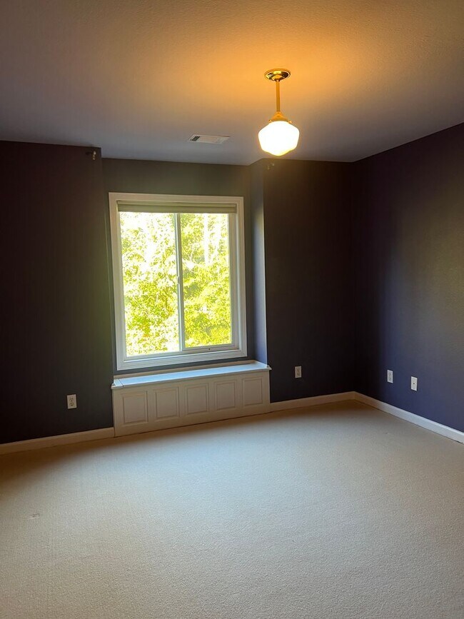 Building Photo - Mckinleyville House Tier 1