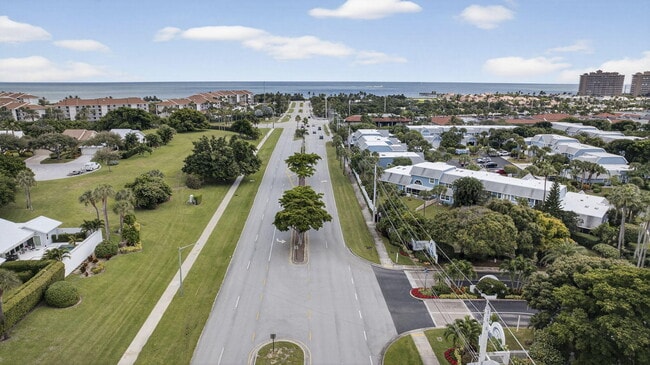 Building Photo - 108 Ocean Dunes Cir