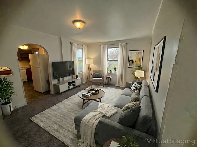 Building Photo - 2 Bed/ 1 Bath, Half Duplex in Clairton