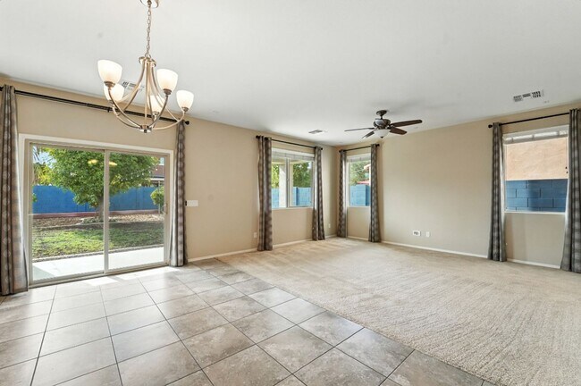 Building Photo - Charming Marley Park Home with Gorgeous Cu...