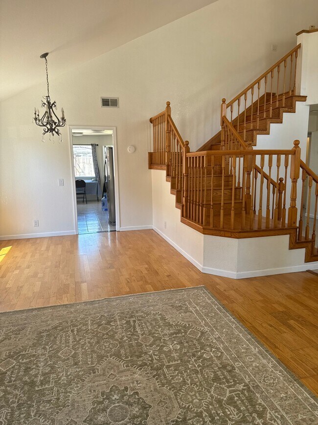 Building Photo - 8247 Derbyshire Cir