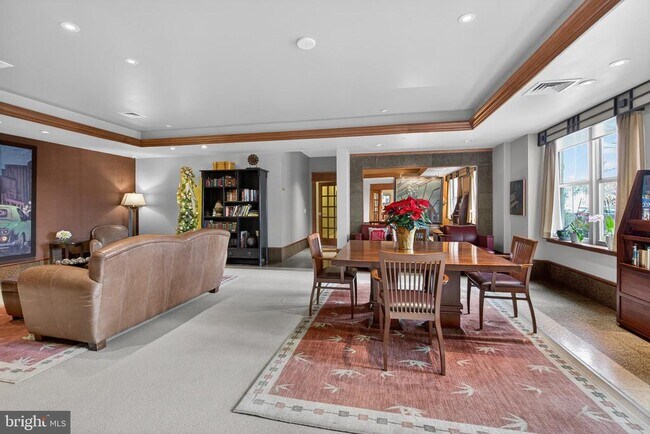 Building Photo - 11800 Sunset Hills Rd