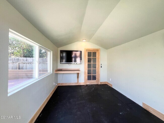 Building Photo - 5346 Cherry Ridge Dr
