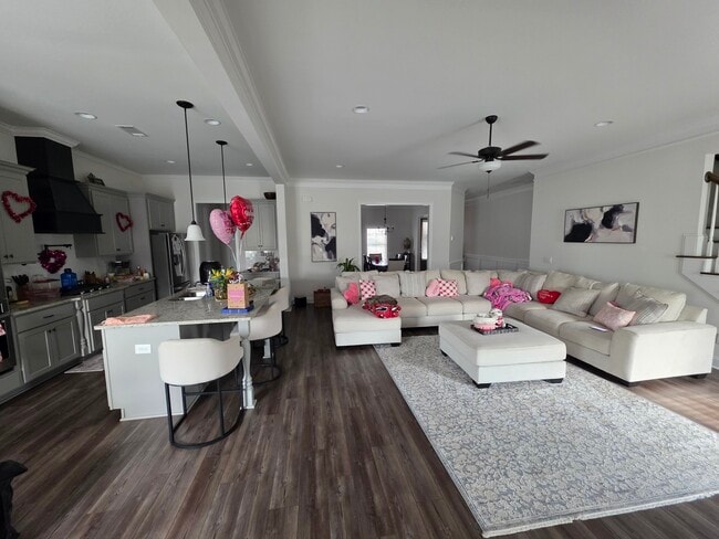 Building Photo - 432 Setter Trail