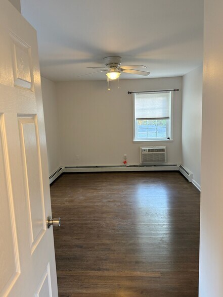 Building Photo - 139 Ridge Rd