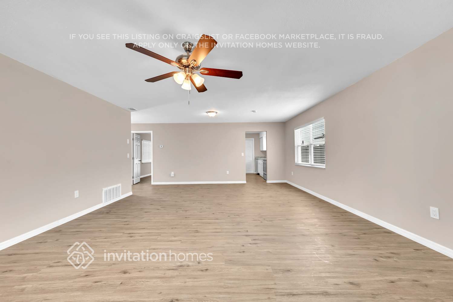 Building Photo - 6914 Voltaire Dr