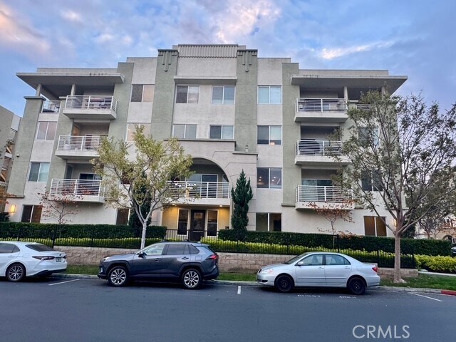 Building Photo - 5450 Strand