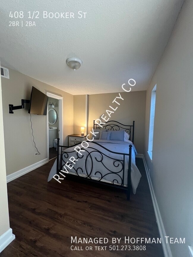 Building Photo - 408 1/2 Booker St-